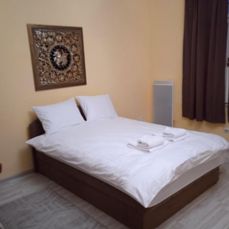 Bajloni Lux Appartement Belgrado Buitenkant foto