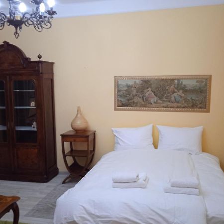 Bajloni Lux Appartement Belgrado Buitenkant foto