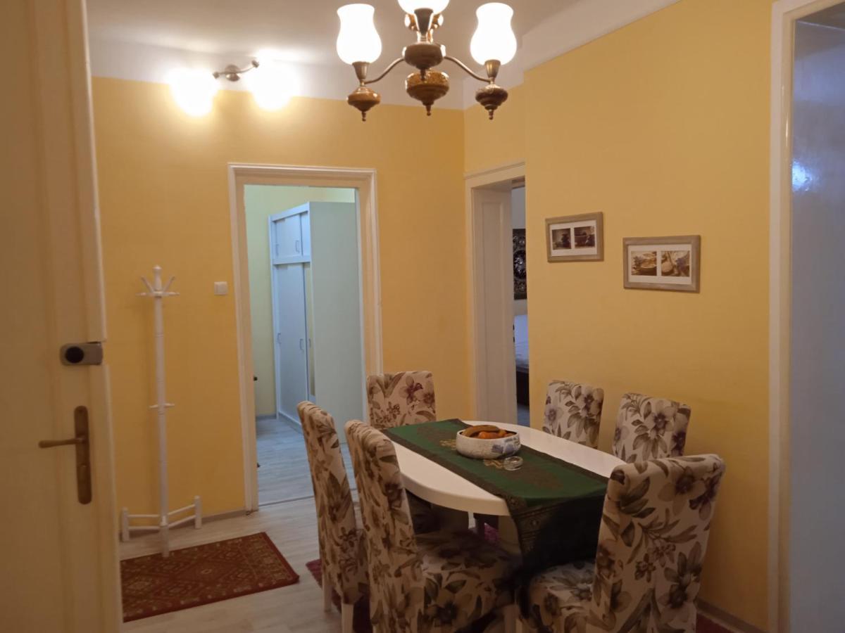 Bajloni Lux Appartement Belgrado Buitenkant foto